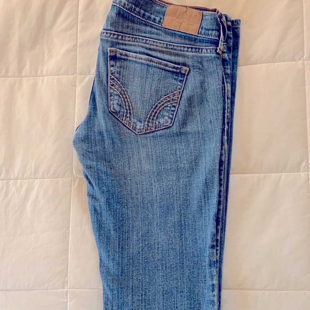 Hollister 1R Jeans! - Picture 3 of 4